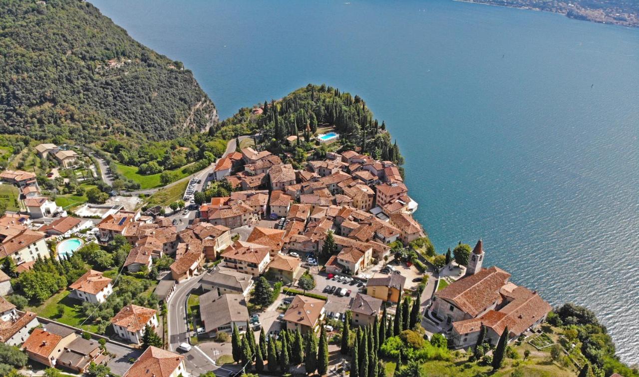 La Quiete 30 Lake view apartment by Gardadomusmea Tremosine Exterior foto